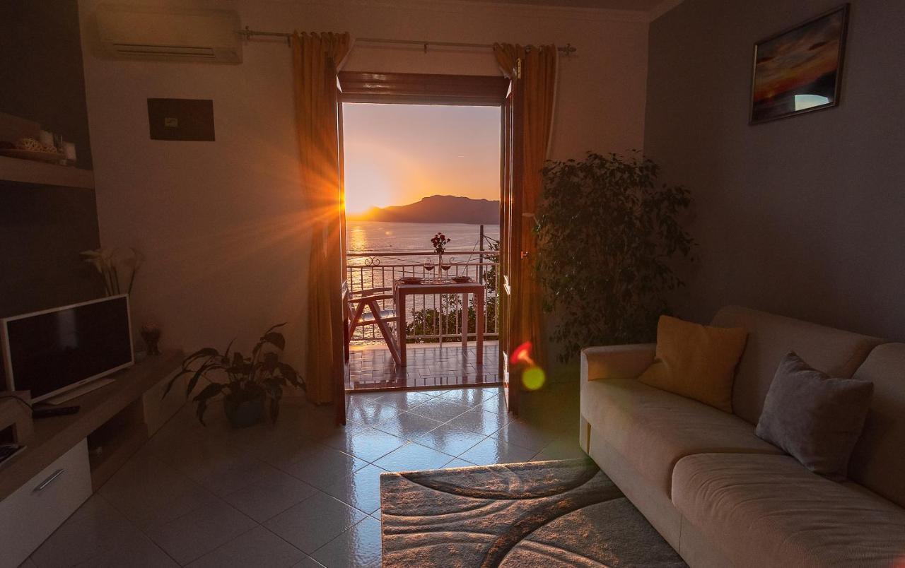 Appartamento Casa Sea La Vie Praiano Esterno foto